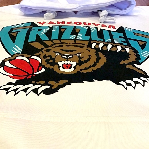 Vancouver grizzlies logo hoodie - Picture 2 of 3